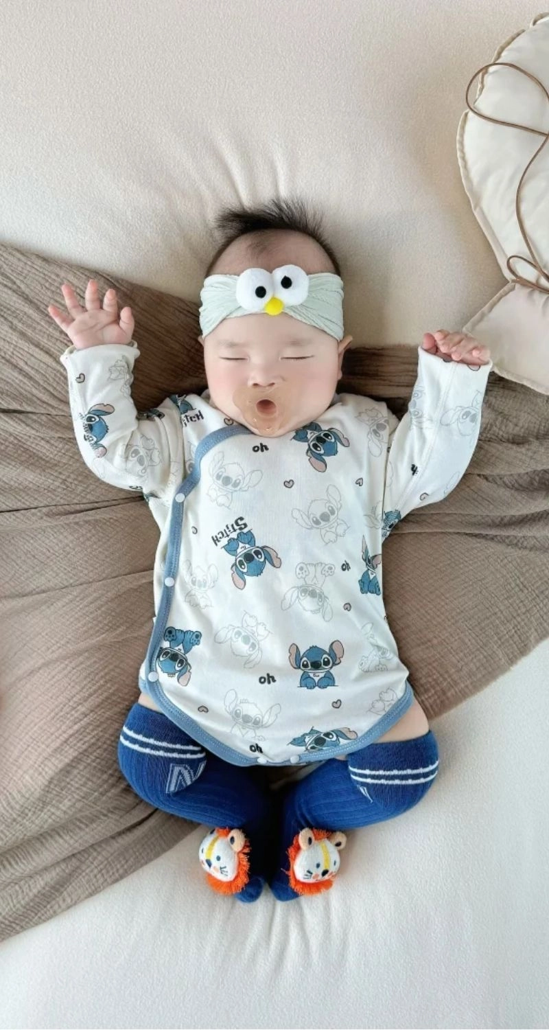Hình nền em bé siêu yêu