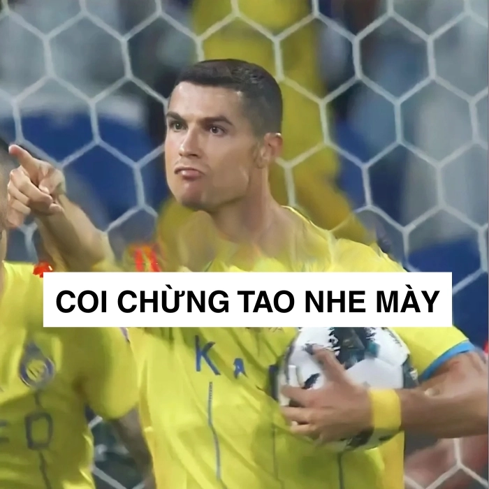 hình ảnh ronaldo meme coi chừng
